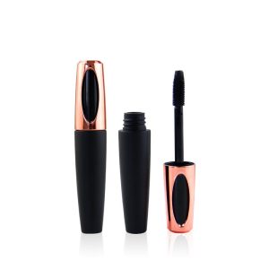 Thick And Long Mascara Curl