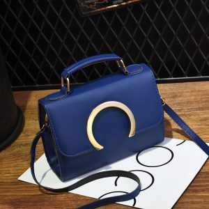 Women's Shoulder Handbag - Stylish and Practical Design for Everyday Use