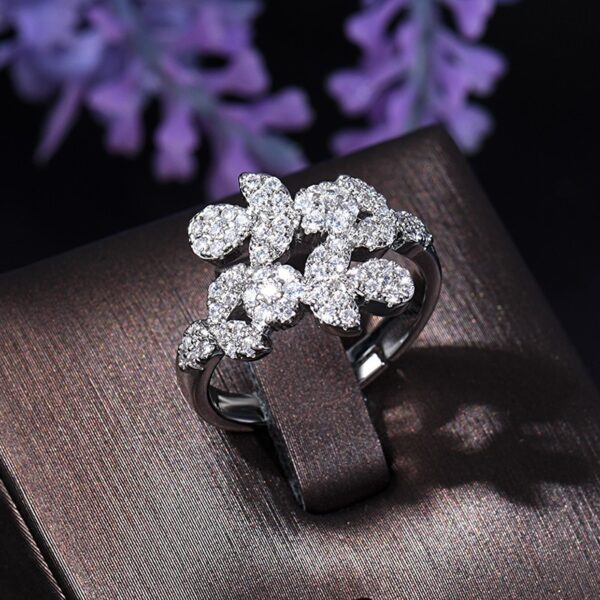 Elegant 4-Piece Jewelry Set - Necklace, Earrings, Rings, Bracelets - Image 4