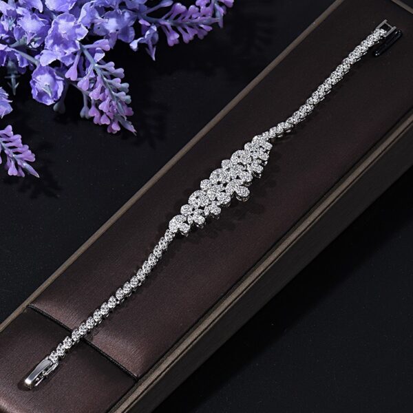 Elegant 4-Piece Jewelry Set - Necklace, Earrings, Rings, Bracelets - Image 6