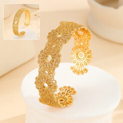 Luxury Gold Bracelet Hollowed-Out Lace Flower Design Wedding Jewelry