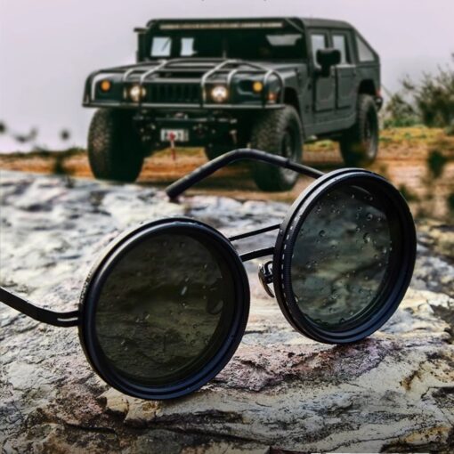 Glasses Box - Adjustable Light Reduction & UV Protection
