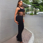 Women's Black Sleeveless Crop Top & High-Waist Sculpting Leggings Two-Piece Set – Seamless Activewear Gym Set - Image 4